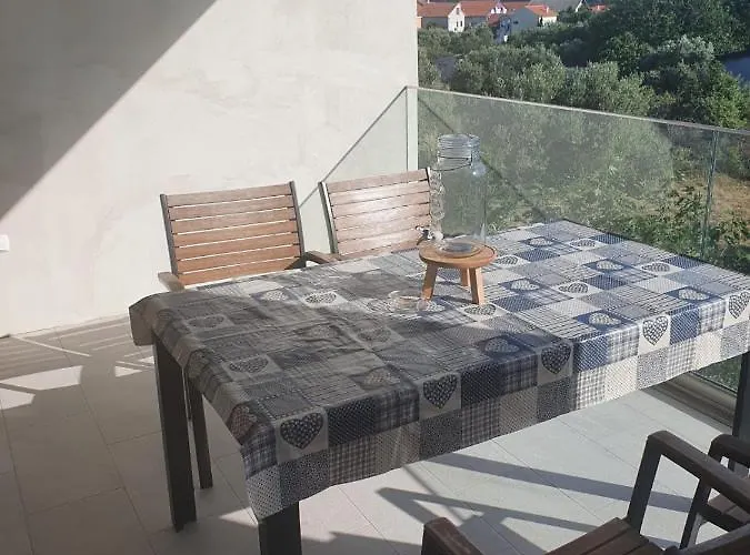 Muring بيت ضيافة Tribalj