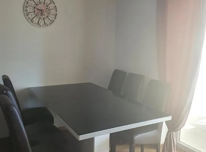 بيت ضيافة Muring